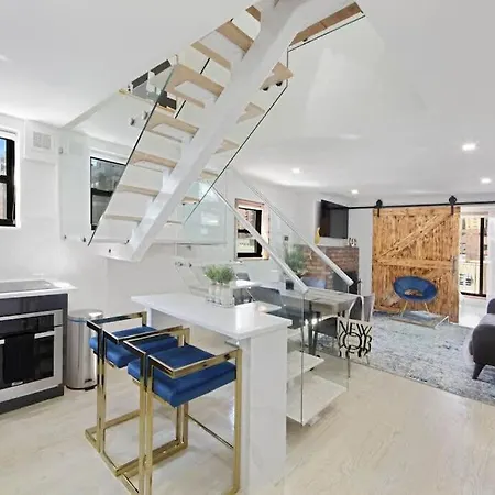 75-5C 3Br Luxury Duplex Brand New W&D Elevator Apartment